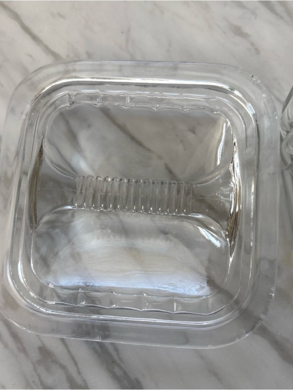 Frigie Clear Glass Square Covered Dish - Picture 6 of 12